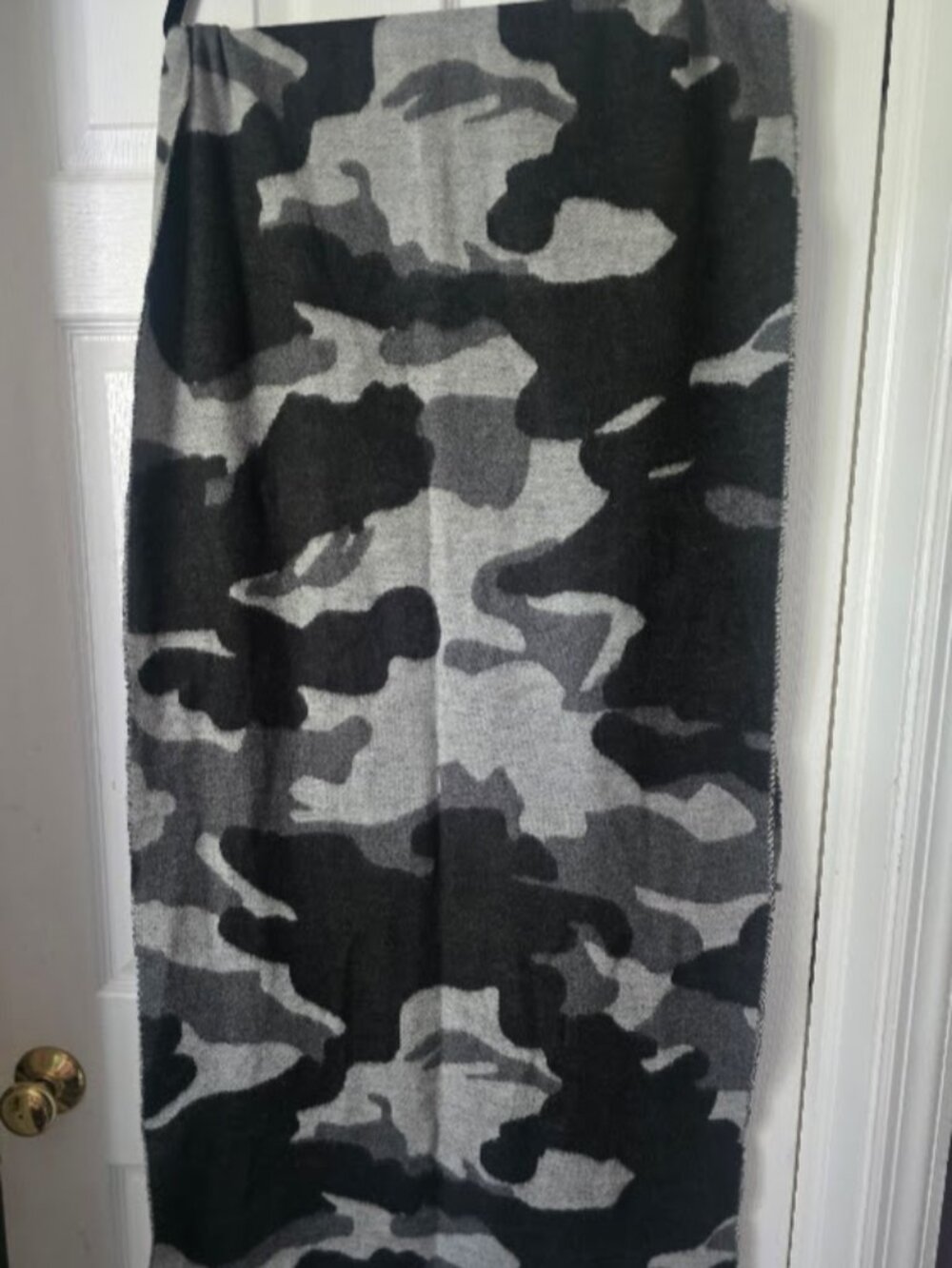 AQUA Made in Germany Black Gray Abstract Camo Oversized Scarf Wrap